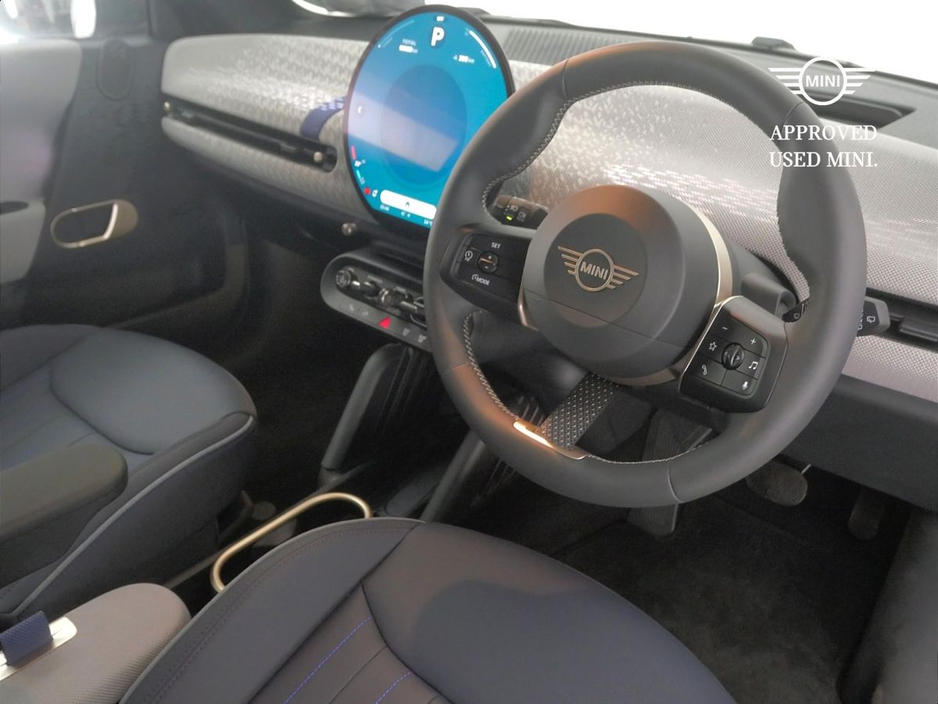 2025 MINI Hatch 0L Electric For Sale Images