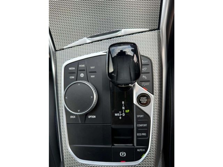 BMW 3 Series 320D M-SPORT XDRIVE, Roof Rails, Automatic — thumbnail 16