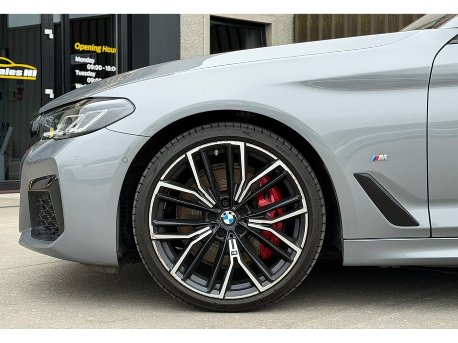 2023 BMW 5 Series 2L Diesel Hybrid For Sale Images