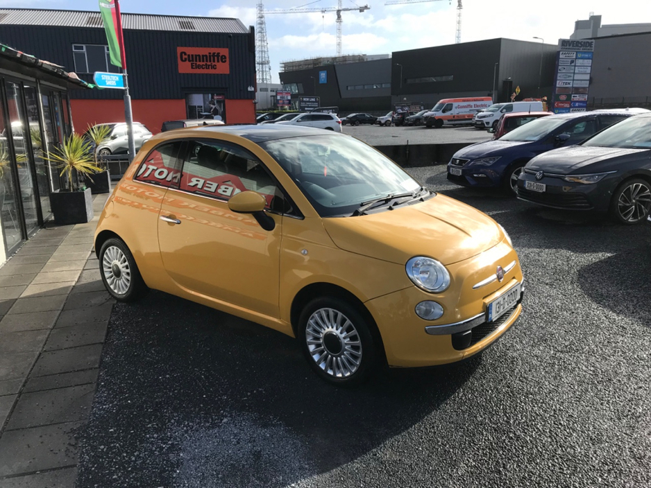 Fiat 500 LOUNGE RIGHT HAND DRIVE — thumbnail 3