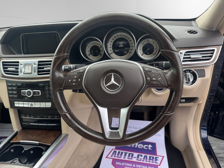 2015 Mercedes-Benz E Class 2.1L Diesel For Sale Images
