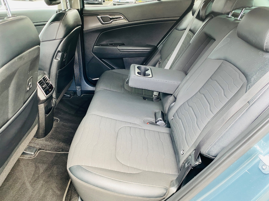2023 Kia Sportage 1.6L Petrol Plug-in Hybrid For Sale Images