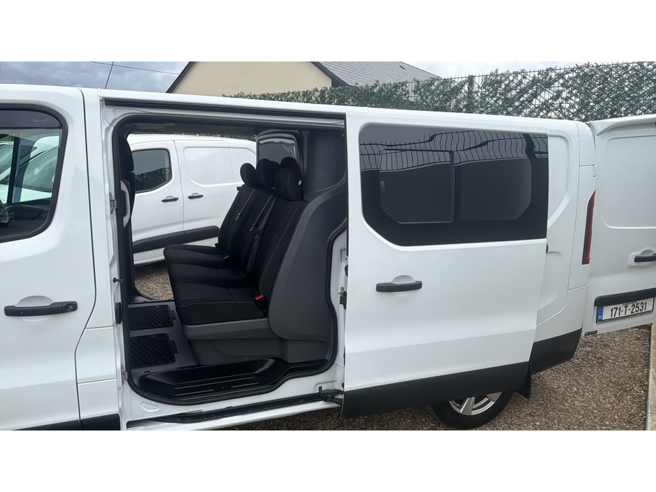 2017 Renault Trafic 1.6L Diesel For Sale Images