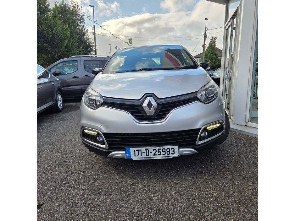 2017 Renault Captur 0.9L Petrol For Sale Images