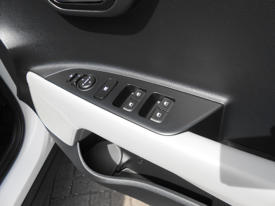 2018 Kia Stonic 1.4L Petrol For Sale Images