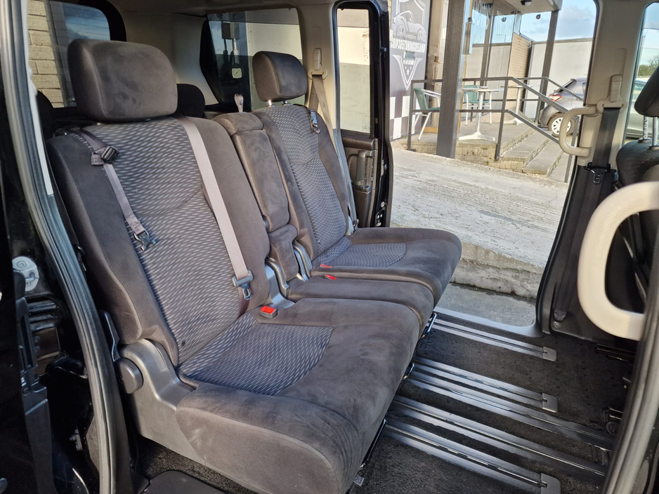 2013 Nissan Serena 2L Petrol Hybrid For Sale Images