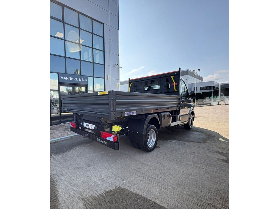 2025 MAN TGE 2.0L Diesel For Sale Images