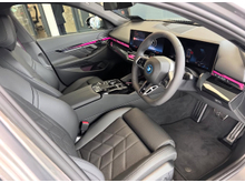 2026 BMW 5 Series 2L Hybrid For Sale Images