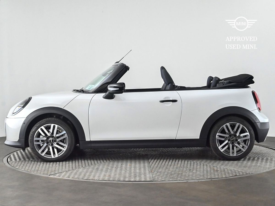2025 MINI Hatch 2.0L Petrol For Sale Images