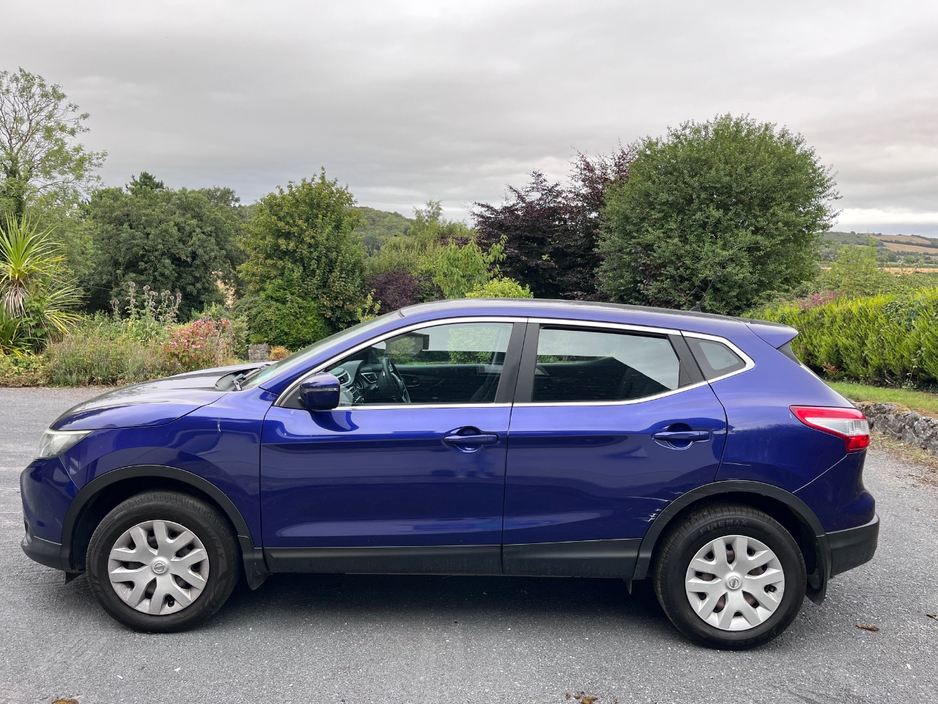 Nissan Qashqai 1.2 PET XE 4DR — thumbnail 4