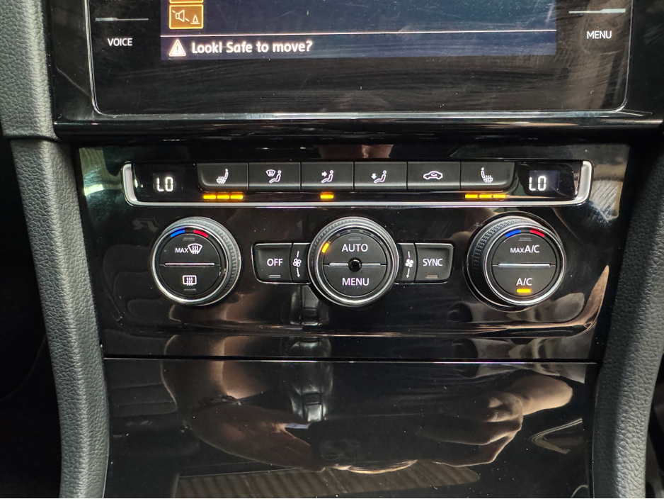 2019 Volkswagen Golf 2.0L Petrol For Sale Images