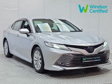 Toyota Camry 2.5 G HYBRID AUTO