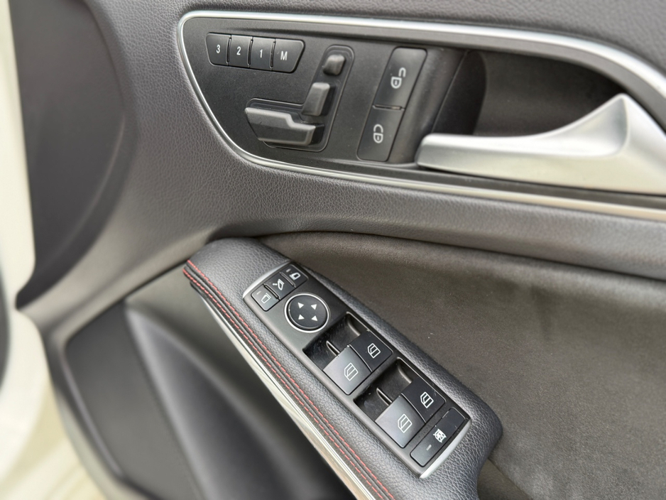 2014 Mercedes-Benz A Class 1.6L Petrol For Sale Images