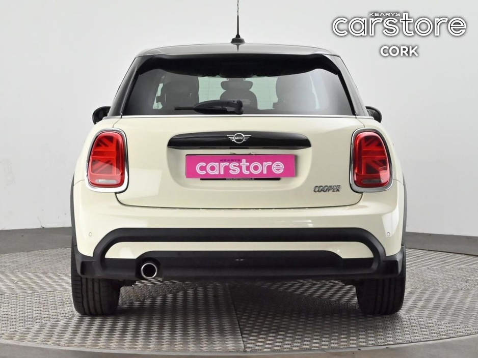 MINI Hatch Cooper Exclusive Pan Roof — thumbnail 4