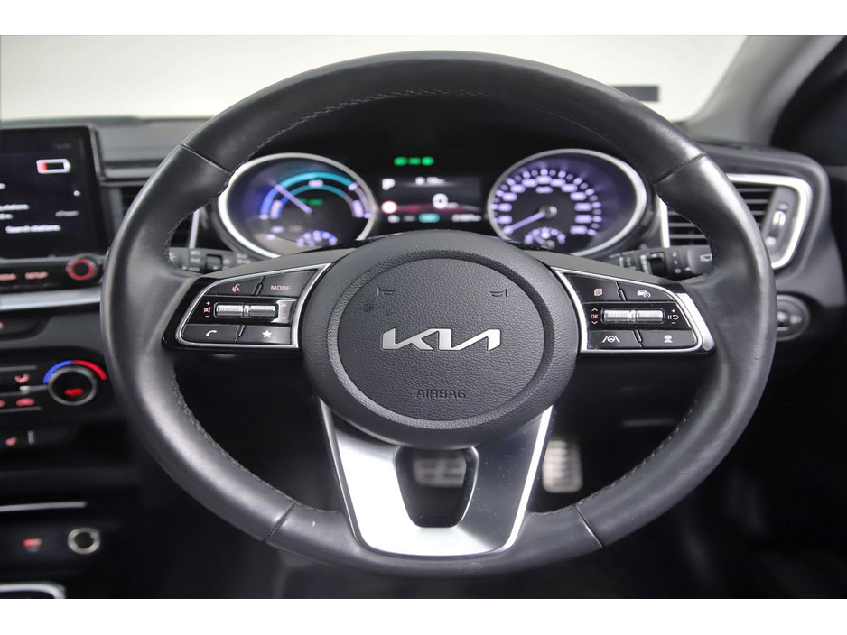 Kia XCeed 1.6 GDI Plug-in Hybrid — thumbnail 13