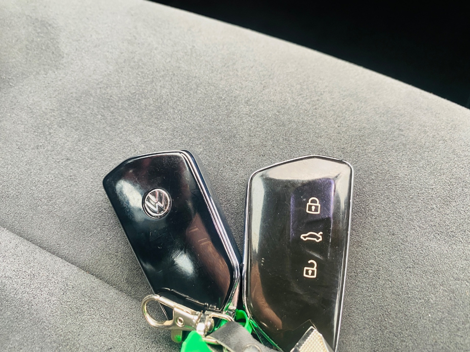 2022 Volkswagen ID.4 0L Electric For Sale Images