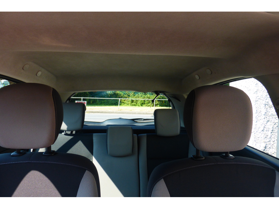 2012 Renault Clio 1.1L Other For Sale Images