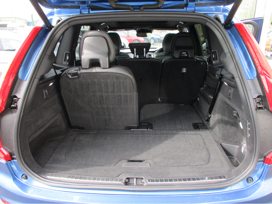 2019 Volvo XC90 2L Petrol Plug-in Hybrid For Sale Images