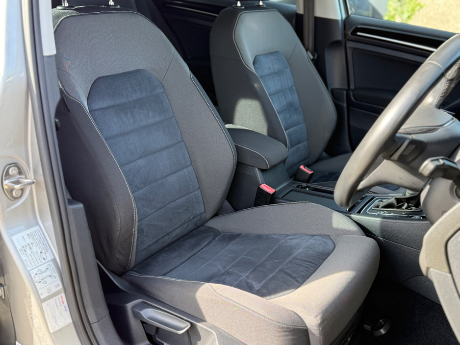 2015 Volkswagen Golf 1.4L Petrol For Sale Images