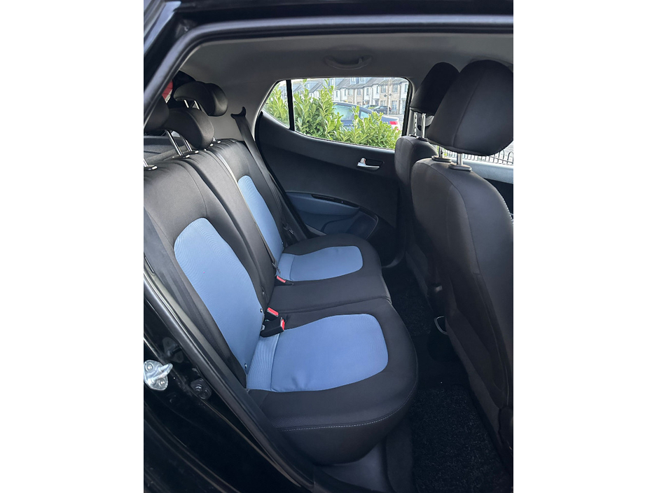 Hyundai i10 DELUXE 4DR — thumbnail 10