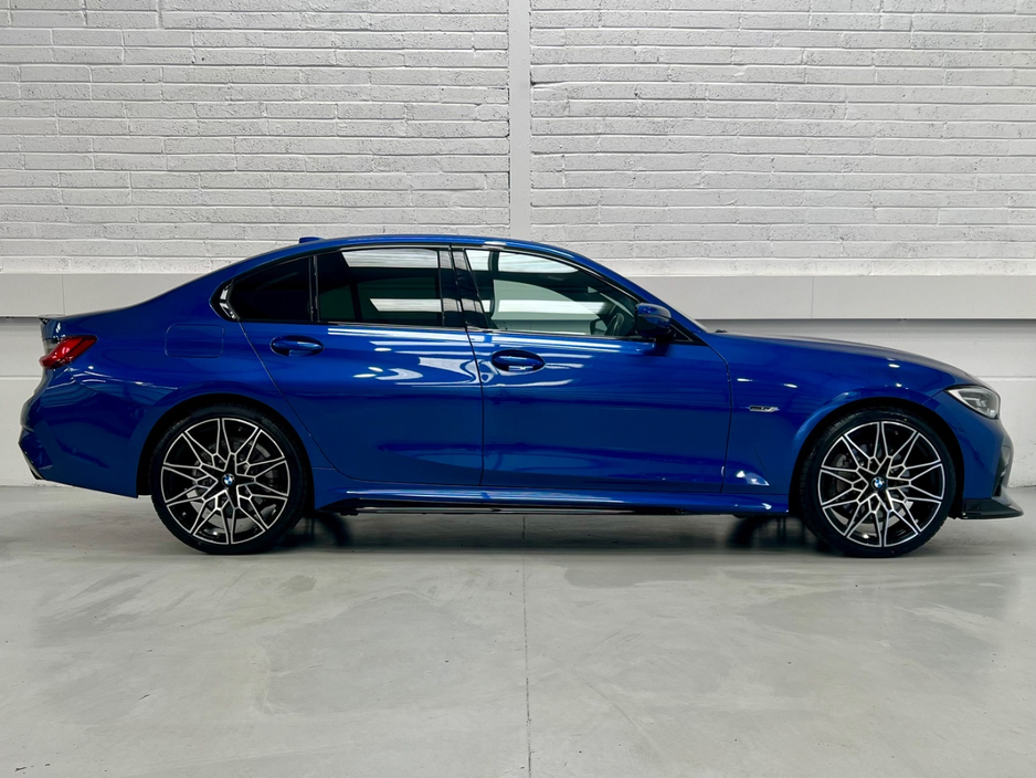 2022 BMW 3 Series 2L Petrol Plug-in Hybrid For Sale Images