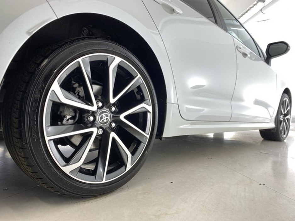 Toyota Corolla Sol Hybrid Saloon — thumbnail 11