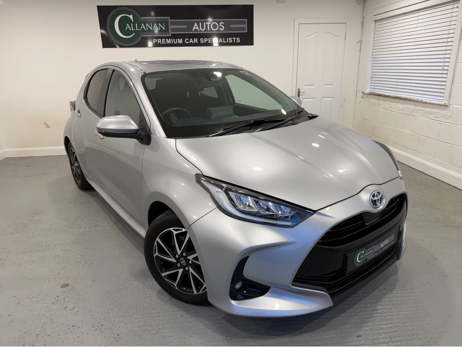 2022 Toyota Yaris 1.5L Hybrid For Sale Images