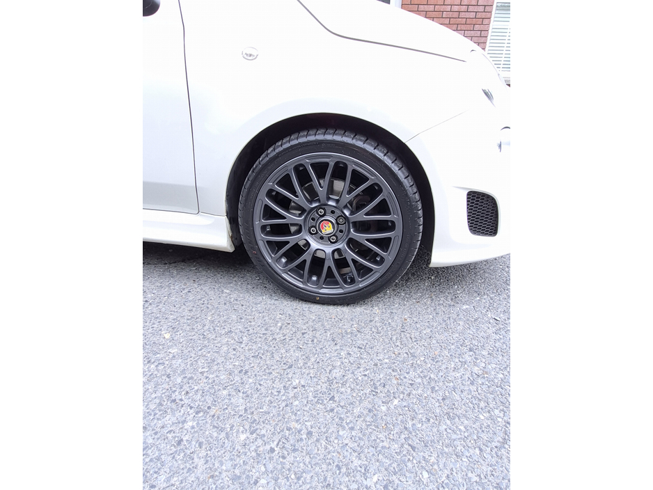 2016 Abarth 595