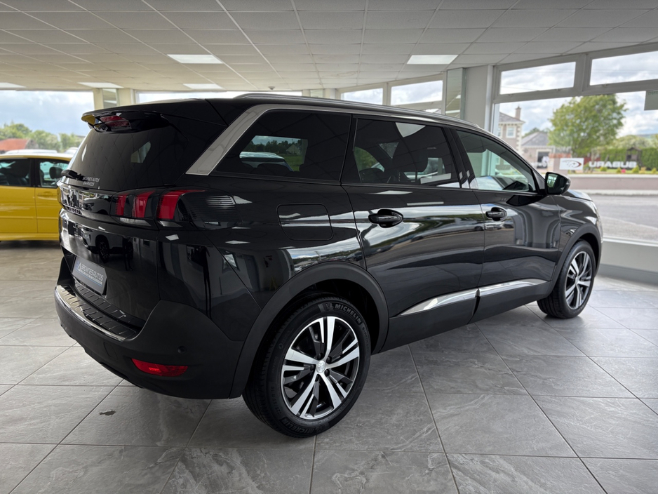 2023 Peugeot 5008 1.5L Diesel For Sale Images