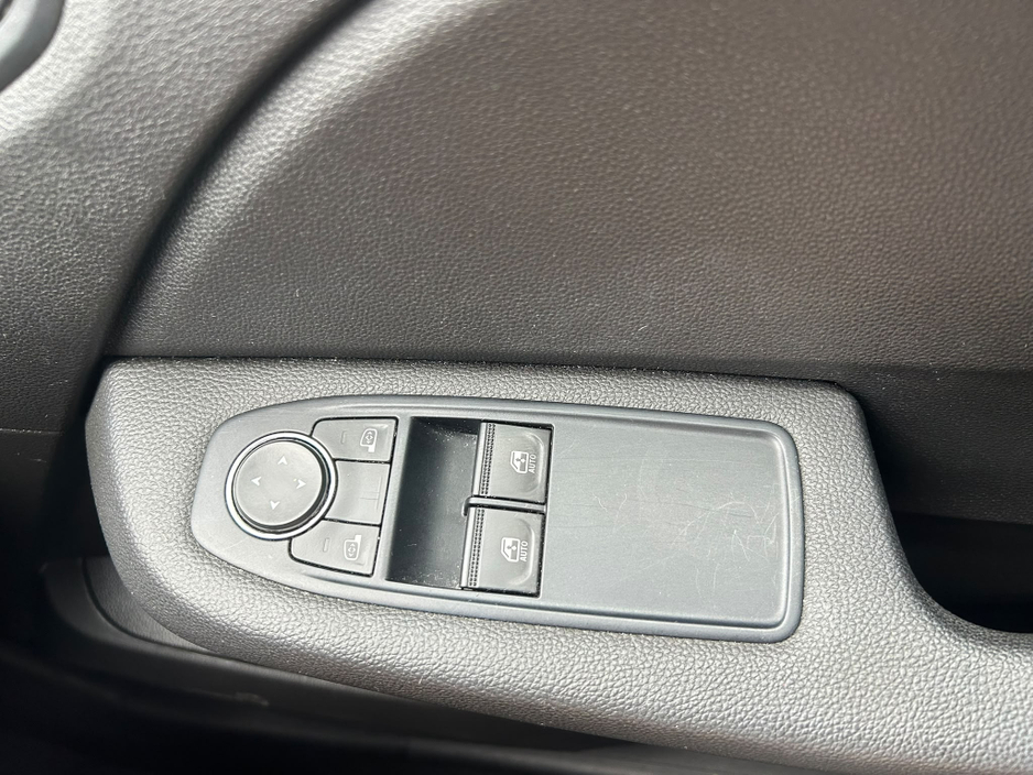 2023 Renault Clio 1L Petrol For Sale Images