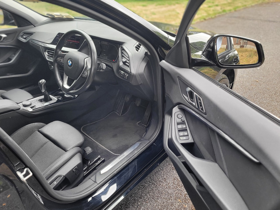 BMW 1 Series 116D SPORT 1SSC 4DR — thumbnail 11
