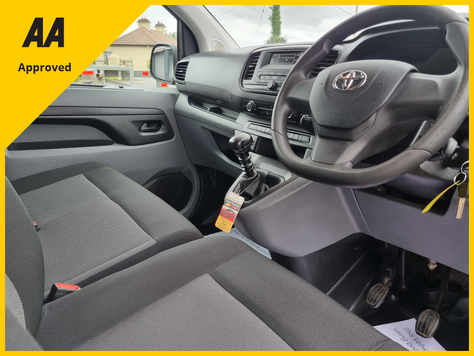 2018 Toyota Proace 2.0L Diesel For Sale Images