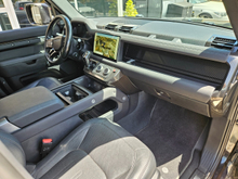 2022 Land Rover Defender 3L Petrol Hybrid For Sale Images