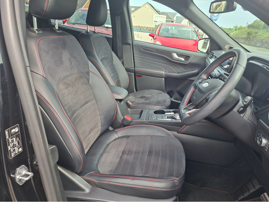 2023 Ford Kuga 2.5L Petrol Plug-in Hybrid For Sale Images