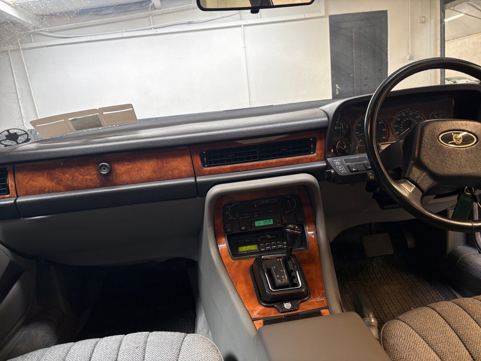1990 Jaguar XJ6 2.9L Petrol For Sale Images