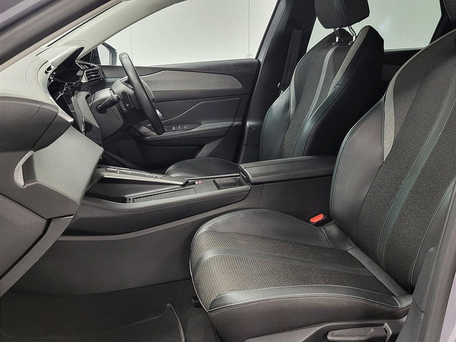 Peugeot 308 1.2 Puretech 130bhp Allure Auto — thumbnail 7