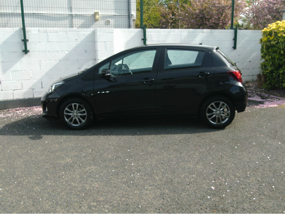2016 Toyota Yaris 1L Petrol For Sale Images