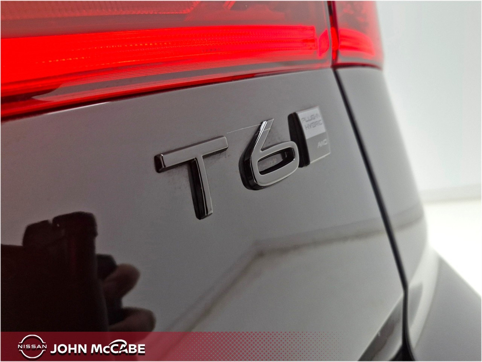 2026 Volvo XC60 2L Petrol Plug-in Hybrid For Sale Images