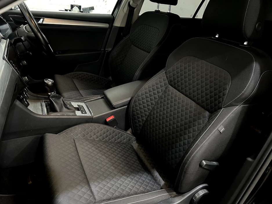 2022 Skoda Superb 2L Diesel For Sale Images