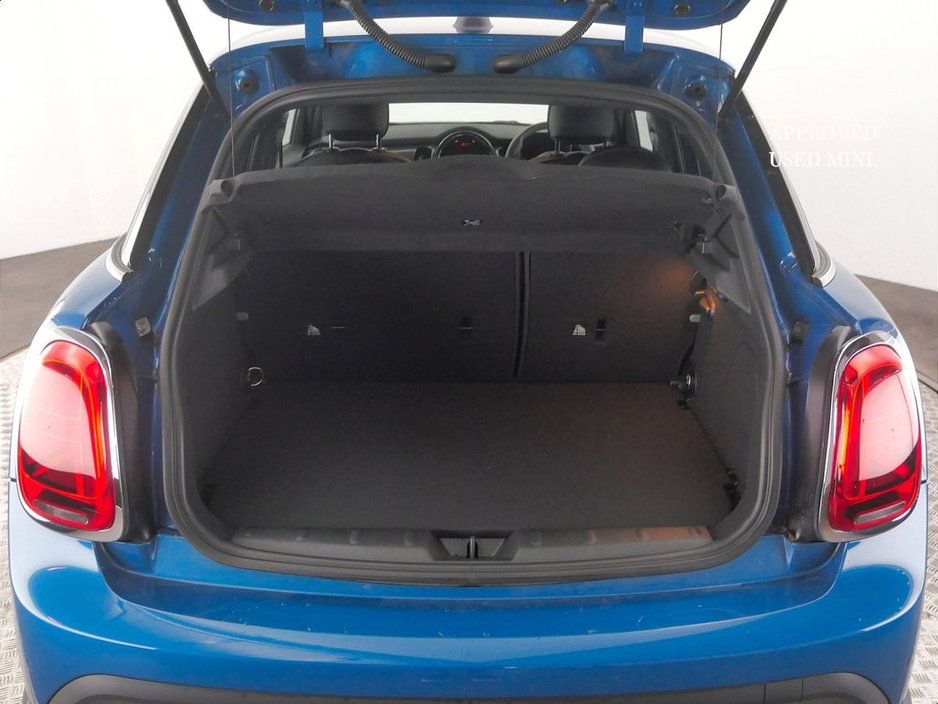 2024 MINI Hatch 1.5L Petrol For Sale Images