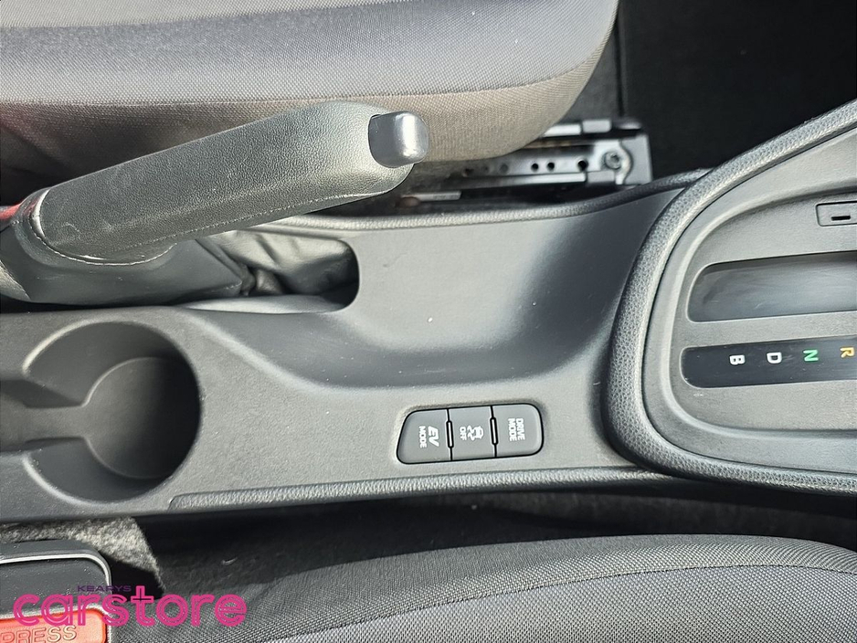 Toyota Yaris Hybrid X — thumbnail 22