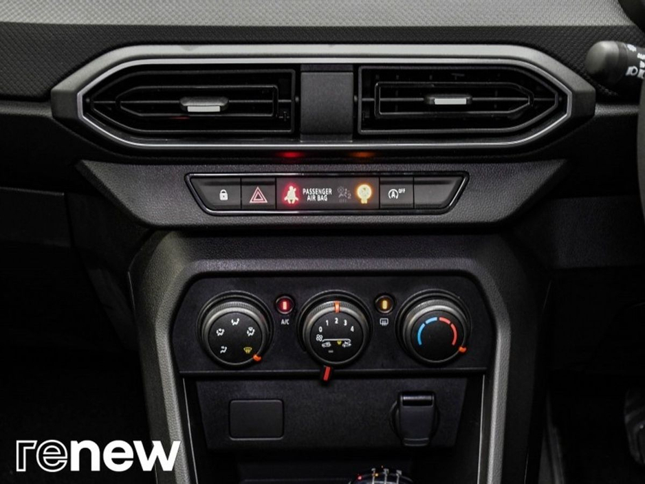 Dacia Sandero Essential TCe 90 5Sp NBI — thumbnail 14