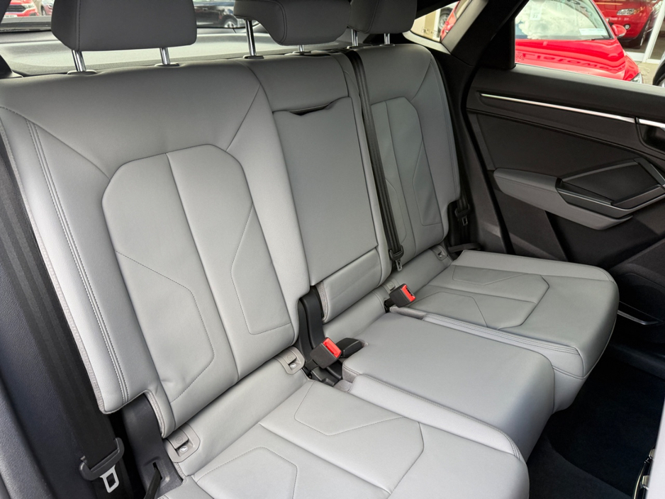2021 Audi Q3 2L Diesel For Sale Images