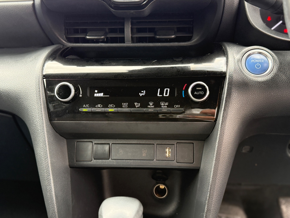 2023 Toyota Yaris Cross 1.5L Petrol Hybrid For Sale Images