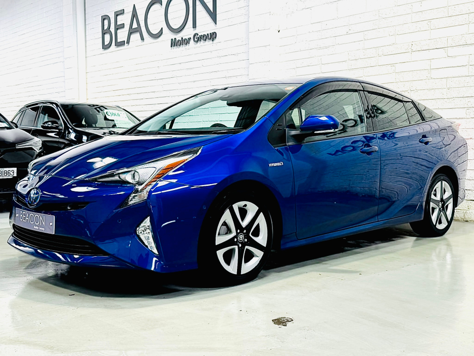 2018 Toyota Prius 1.8L Petrol Hybrid For Sale Images