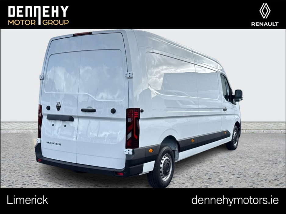 2026 Renault Master 2L Diesel For Sale Images