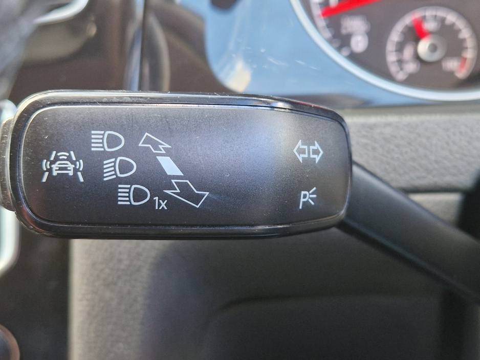 2013 Volkswagen Golf 1.4L Petrol For Sale Images