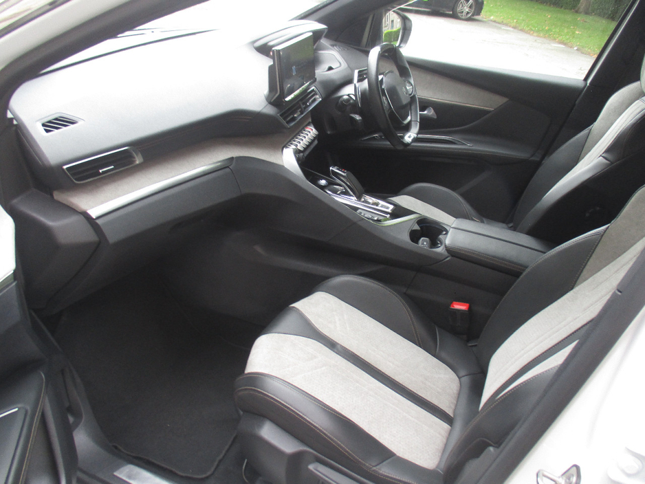 2021 Peugeot 3008 1.6L Petrol Plug-in Hybrid For Sale Images
