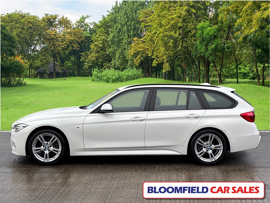 BMW 3 Series 320i MSPORT , AUTO // PRISTINE — thumbnail 4