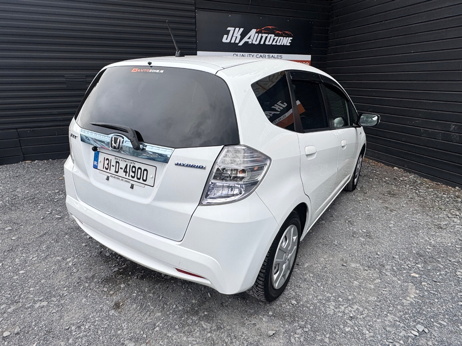 Honda Fit 1.3 HYBRID 5DR AUTO — thumbnail 7